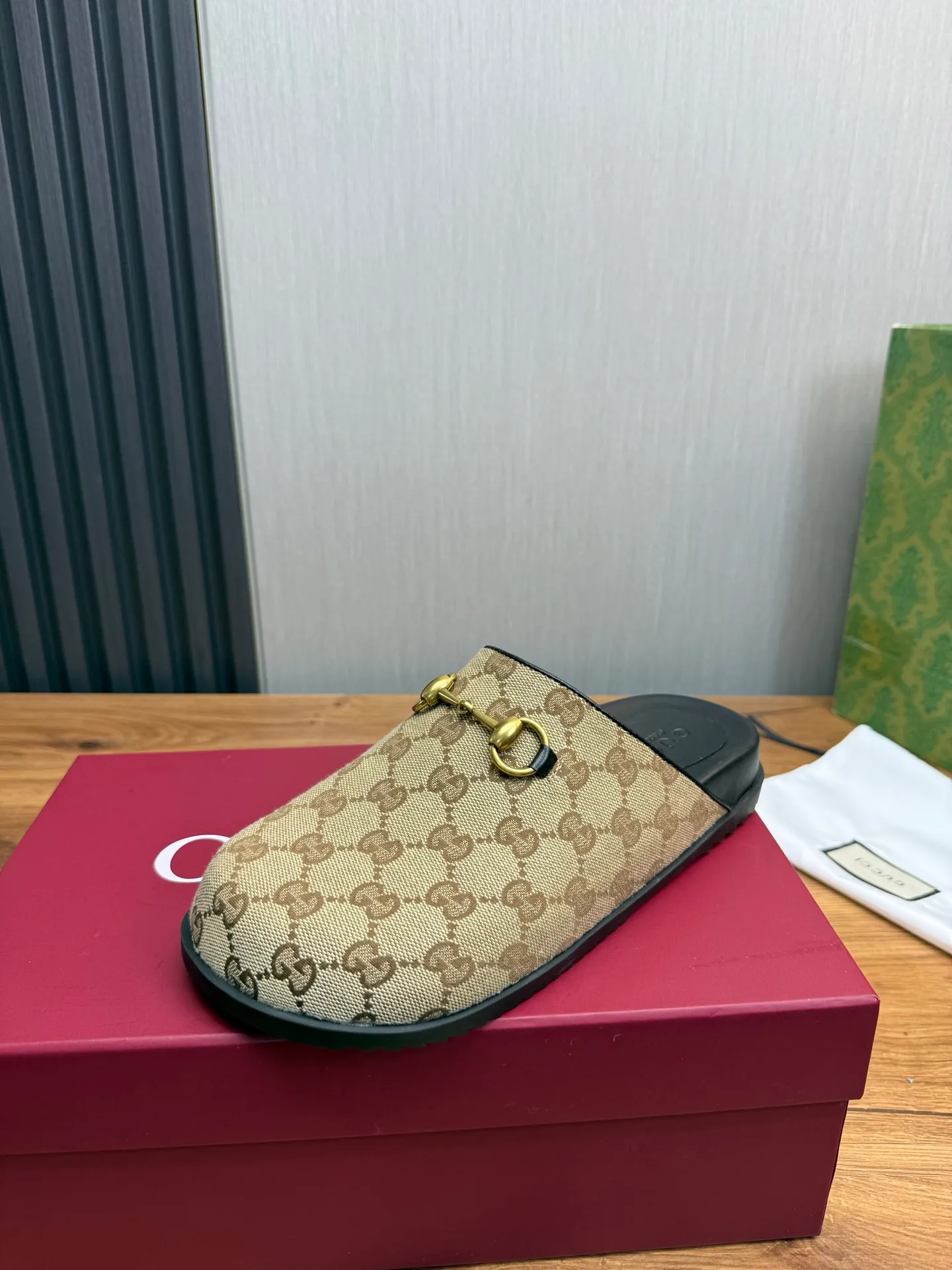 Men's men's shoes💰Pili 400💰Maoli 440💰 ＧＵＣＣＩGucci. Popular couple slippers hot sale🩷💚 🩴Official website one to one production 35-45 size 45 46 🉑️Customized!